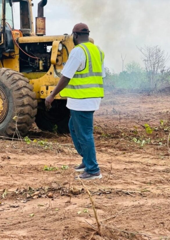 Enitan-Phone-Mockup (3)